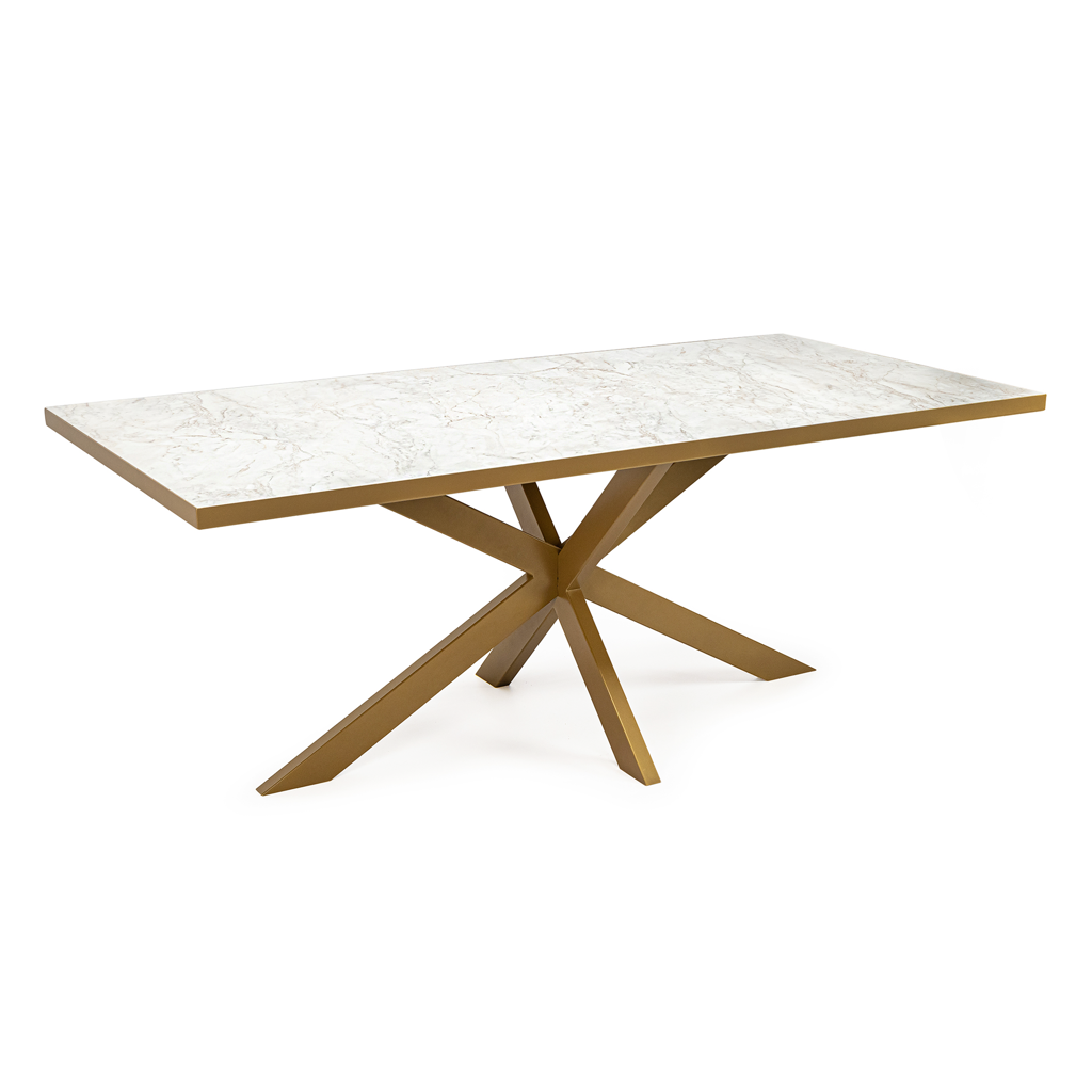 Rechthoekige tafel met wit marmeren blad en gouden kruisvormig metalen onderstel.